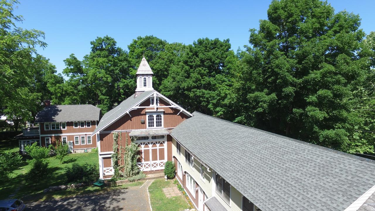 The Black Walnut Inn Amherst Exterior foto